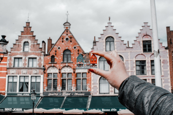 airbnb onderweg in belgie in brugge of andere stad